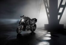 BRABUS le mete mano a la KTM 1390 Super Duke R EVO: la nueva joya hiper naked de lujo en edición limitada “1 of 100” BRABUS le mete mano a la KTM 1390 Super Duke R EVO: la nueva joya hiper naked de lujo en edición limitada “1 of 100”