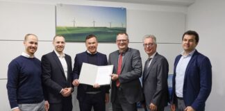 Vertragsunterzeichnung_Ladeinfrastruktur