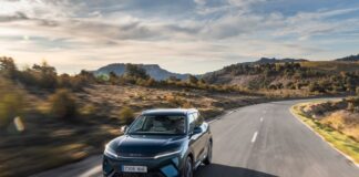 Byd con ATTO 2 DM-i porta il Super Hybrid tra i Suv compatti