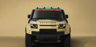 Defender Rally yeni Defender Dakar D7X-R'yi tanıtıyor
