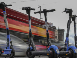 Firenze ferma i monopattini in sharing, lo stop da aprile
