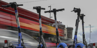 Firenze ferma i monopattini in sharing, lo stop da aprile
