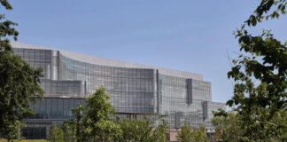 Ford inaugura 'The Hub', nuovo quartier generale a Dearborn