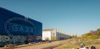 Il rave nell'ex Bugatti ha riacceso i fari su un luogo storico