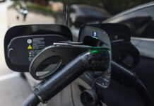 In Australia boom di auto elettriche e ibride In Australia boom di auto elettriche e ibride