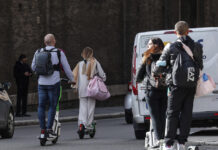 In due settimane a Roma 500 violazioni da conducenti monopattini In due settimane a Roma 500 violazioni da conducenti monopattini