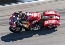 Indian Motorcycle ekipleri, 2026 fabrika yarışları için Vance & Hines ile birlikte çalışıyor
