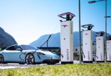 Porsche-Taycan-at-IONITY