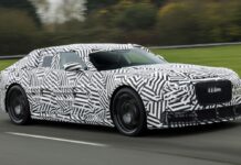 Jaguar wird neues Elektroauto erst 2026 vorstellen Jaguar-Prototyp-Test-Elektroauto