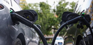 L'Italia primeggia nel riciclo, ma poche auto elettriche