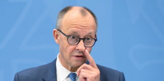 Merz dice no a stop auto da 2035, ok da Stellantis