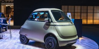 Microlino-Spiaggina-Sardinia-Sage