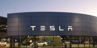 Model Y programından sorumlu üst düzey yönetici Tesla'dan ayrılıyor
