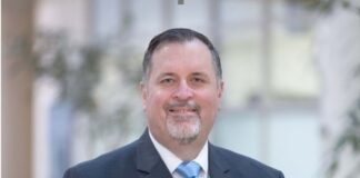 Nelson finansal hizmetler ve leasing şirketine başkanlık ediyor
