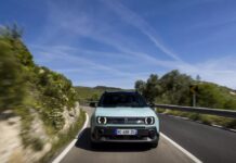 R4 E-Tech Electric, la piattaforma esalta comfort e sicurezza R4 E-Tech Electric, la piattaforma esalta comfort e sicurezza