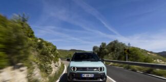 R4 E-Tech Electric, la piattaforma esalta comfort e sicurezza