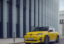 Renault R5 E-Tech, numeri positivi con il leasing sociale Renault R5 E-Tech, numeri positivi con il leasing sociale