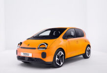 Renault Twingo E-Tech Electric, torna l'iconica city car