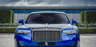 Rolls-Royce Black Badge Ghost Gamer, mai fatta 'così strana'