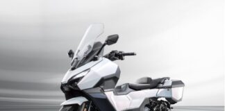 SYM celebra ad Eicma i 20 anni della filiale italiana