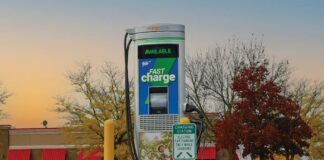 Sourcewell, Kuzey Amerika'da ChargePoint ve The Mobility House ile sözleşme imzaladı

