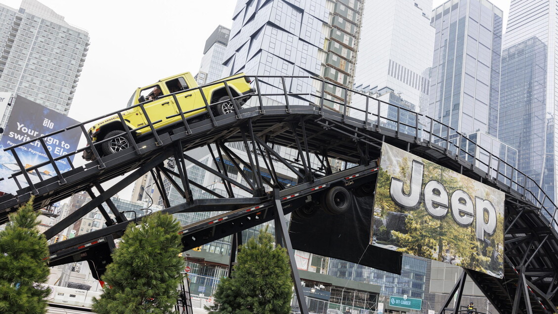 Stellantis richiama 375.000 Suv ibridi in tutto il mondo