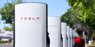 Tesla-Supercharger-V4