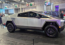 Tesla’nın Cybertruck programının başkanı şirketten ayrılıyor Tesla'nın Cybertruck programının başkanı şirketten ayrılıyor