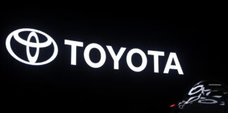 Toyota aggiorna record produzione, 927mila veicoli a ottobre