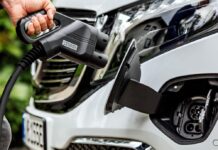 Mercedes-EQV-Ladeanschluss