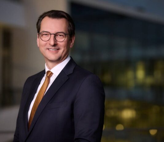 BMW Names New Boss to Steer Automaker in Tough Times