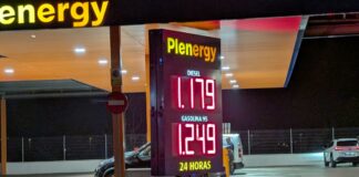 Diésel y gasolina bajando en Navidades, ¿Qué está pasando?