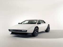 Fibra de carbono, motor V8 y mucha nostalgia: el nuevo Lotus Esprit