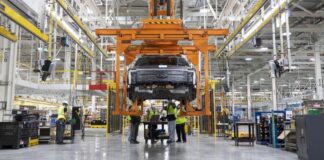 Ford pulls the plug on the F-150 Lightning and goes into grid battery business