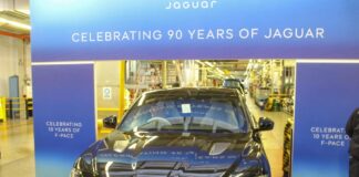 Jaguar, prodotta a Solihull l'ultima F-Pace