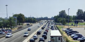 L'Ue pronta alla retromarcia sullo stop ai motori termici nel 2035