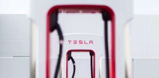 Tesla-Supercharger