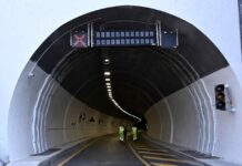 Maltempo, chiude per la neve il tunnel di Tenda