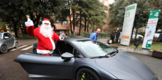 Natale al Sant'Orsola, regali in Lamborghini per i piccoli cardiopatici