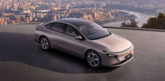 Nissan debuts N6 PHEV luxury sedan in China