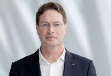 Ola Källenius confermato alla guida di ACEA per il 2026 Ola Källenius confermato alla guida di ACEA per il 2026