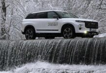 On Wet Snowy and Slippery Grounds with JAECOO7
