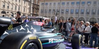 PETRONAS Renews Selenia for Modern Mobility
