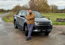 TV yıldızı Nick Knowles, Isuzu elçisi olarak yeni göreve başladı
