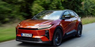 “Toyota, elektrifikasyon hakkında geniş kapsamlı düşünmeye erken karar verdi”
