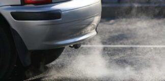 Trump le da la patada el coche eléctrico: Elimina incentivos y cambia las reglas para los combustibles