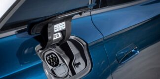 VW-ID.7-Ladeanschluss-1