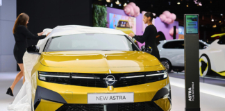 Al Salone di Brussels debuttano le nuove Opel Astra e Astra Sports Tourer