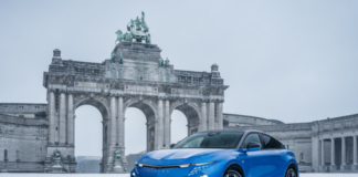 Alpine schiera la gamma completa al Salone di Bruxelles