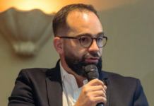 Antoine Magat se voit confier le lancement de JP.cars en France Antoine Magat JP.cars voiture d